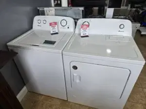 AMANA WASHER AND DRYER SET