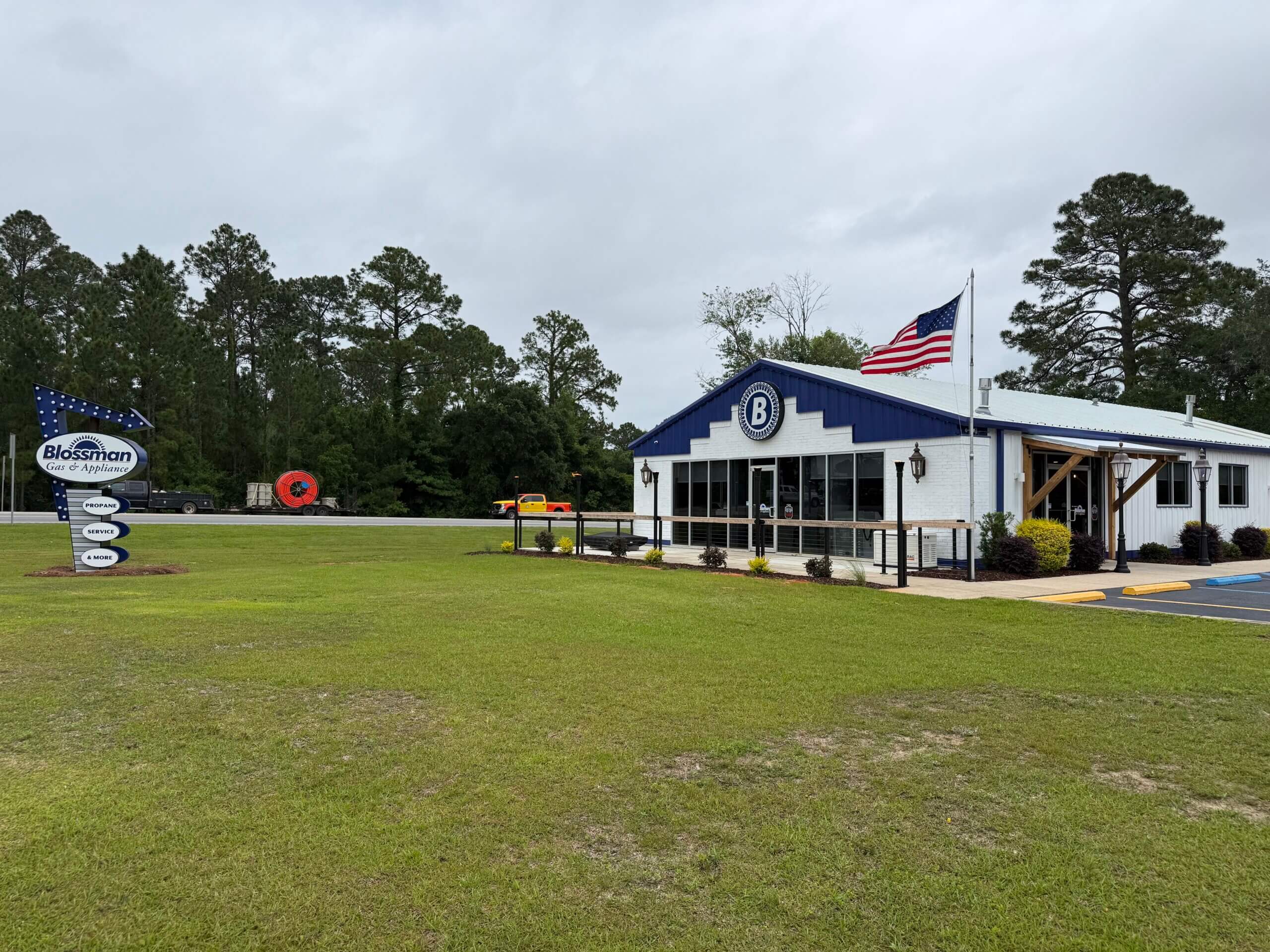 Foley, AL, store exterior
