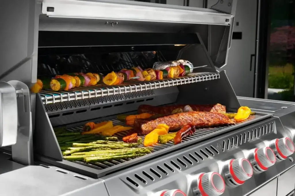 PRO665VXRSIBPSS-Prestige Pro 665 Elite-Food-On-Grill